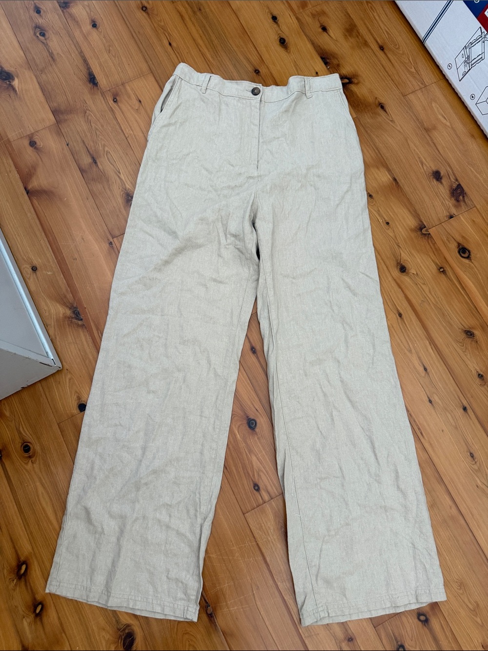 Love Tree Medium tan linen blend pant